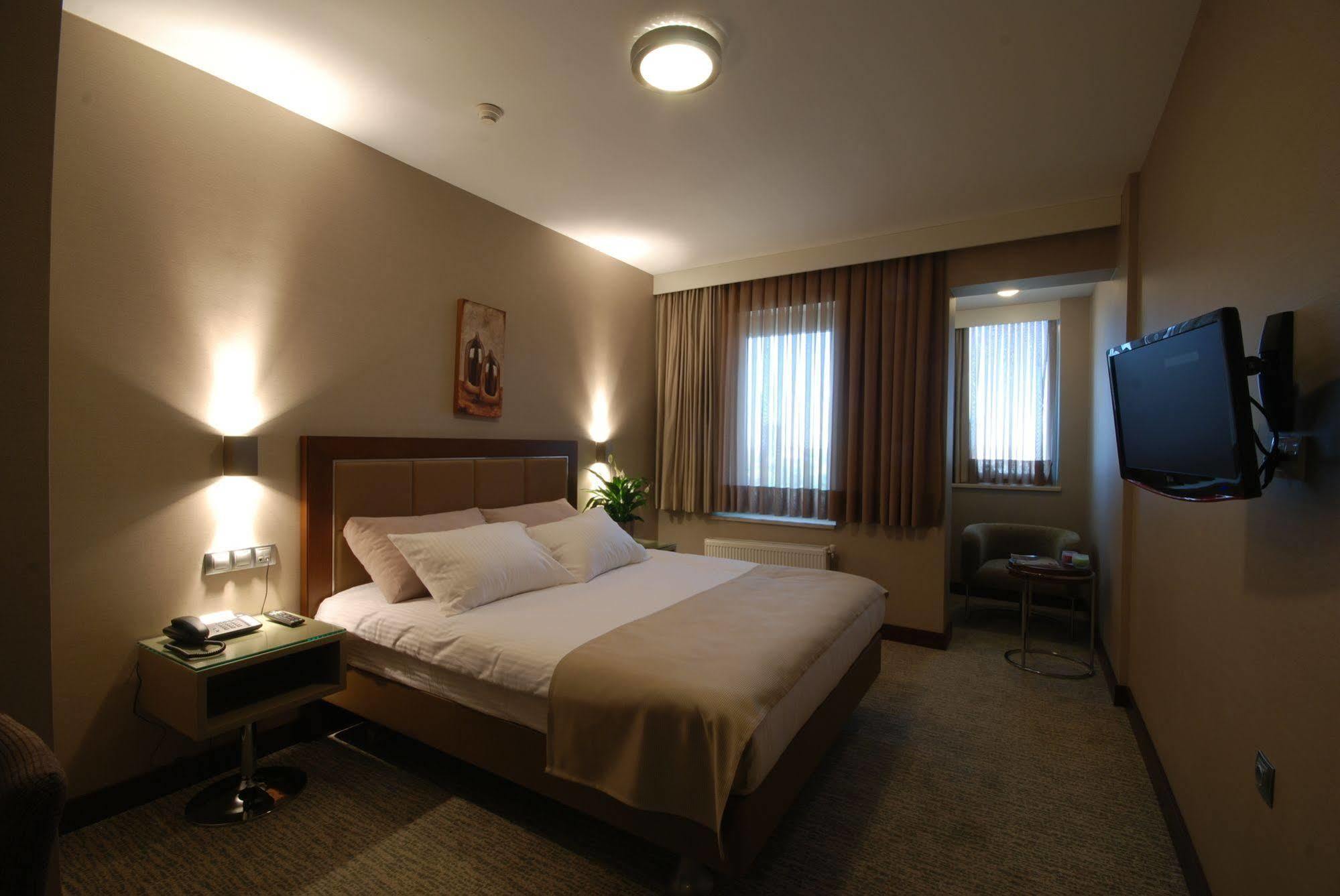 Mostar Otel 3*