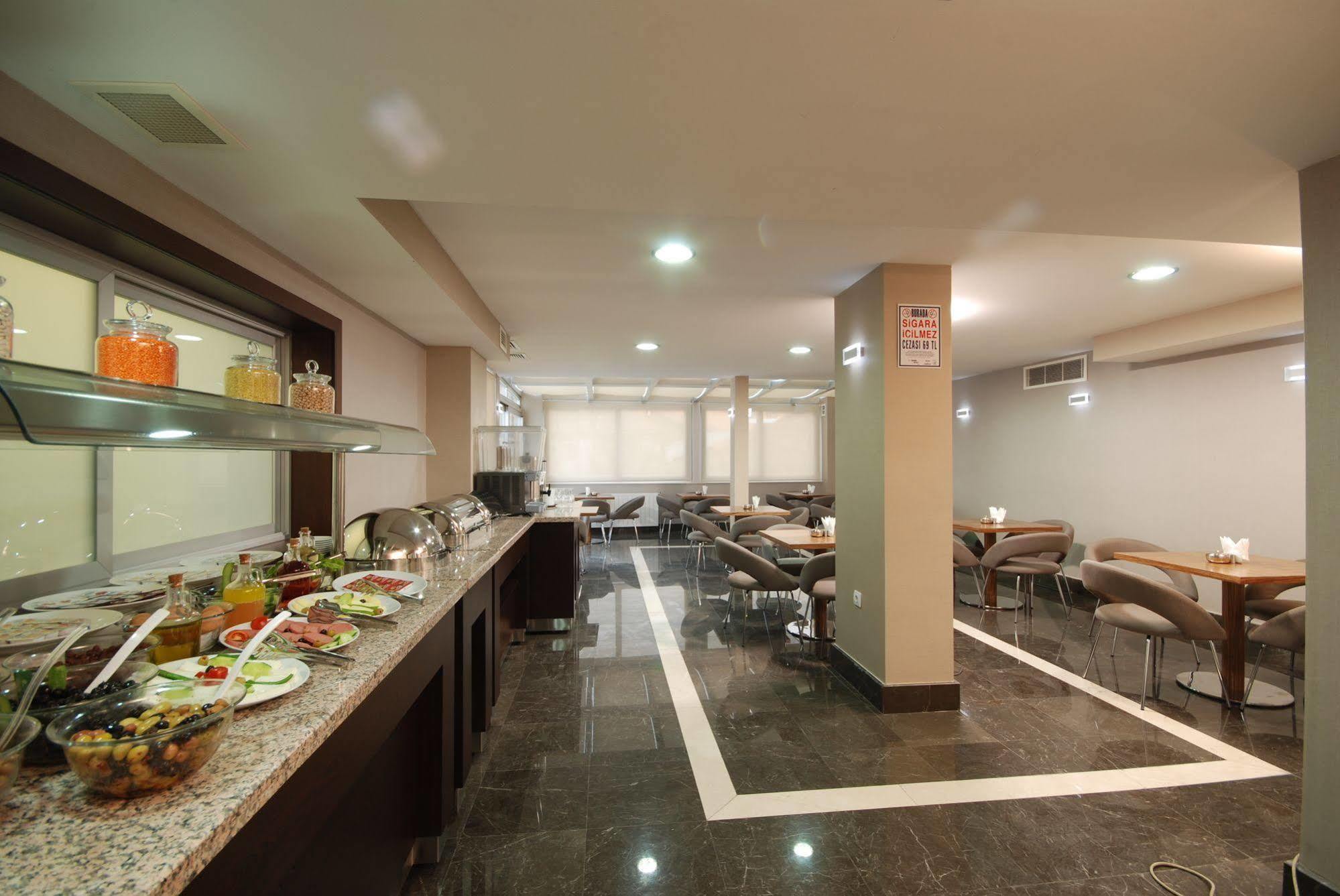 Mostar Otel 3*